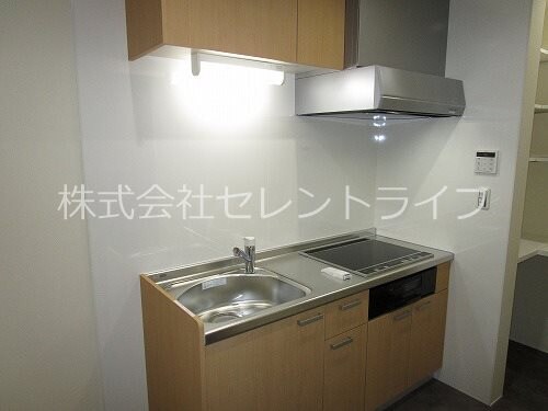 MAROON SQUARE（マルーン スクエア）のキッチン(システムキッチン)