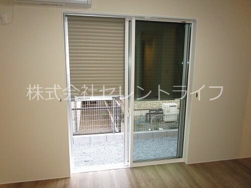 MAROON SQUARE（マルーン スクエア）のセキュリティ(防犯シャッター)