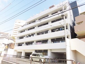 フラット井野台外観写真