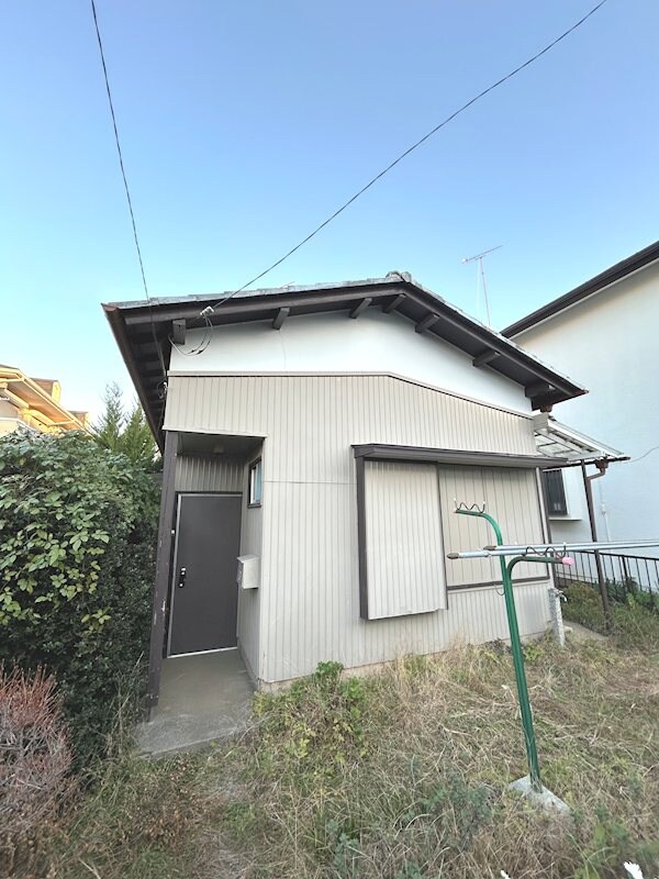 井野戸建貸家の物件外観写真