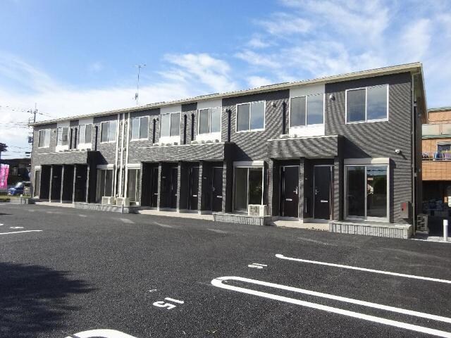 物件外観写真2　(外観写真（昼）)