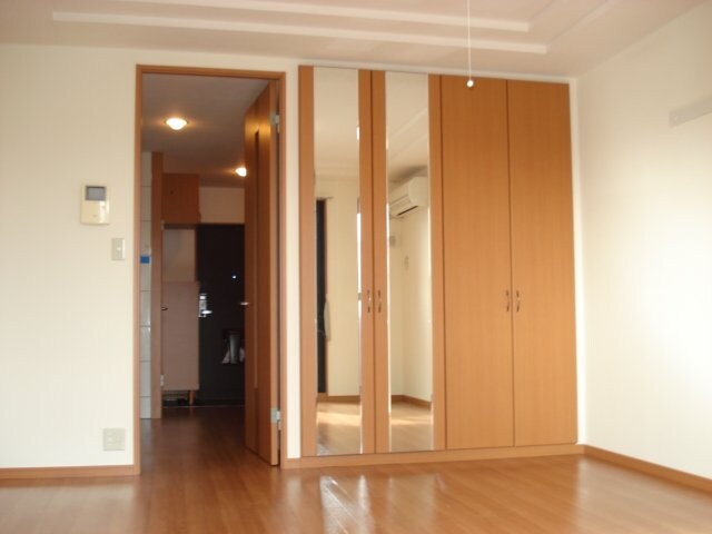 物件内観写真15　(洋室)