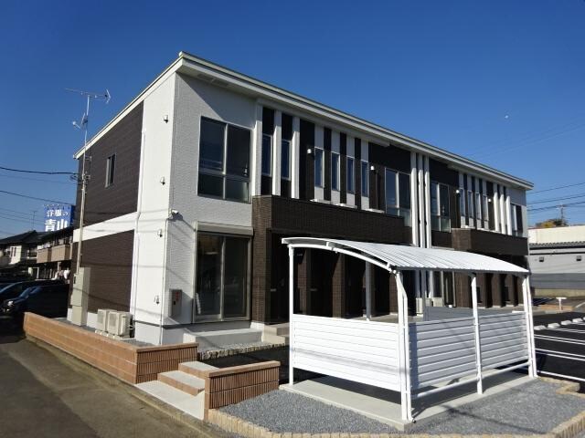 ラ・シーヌIIの物件外観写真