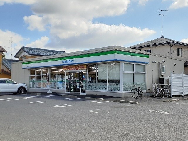 物件内観写真15　(ファミリーマート竜ヶ崎警察署前まで730m)