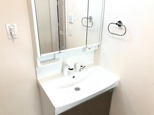 物件内観写真3　(洗面（イメージ）)
