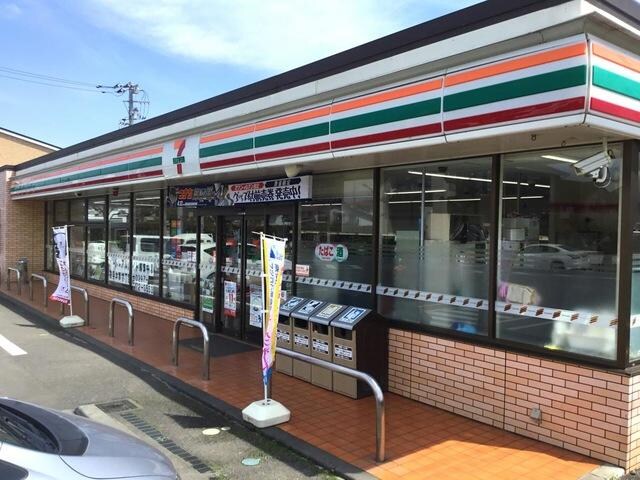 物件内観写真26　(セブンイレブン取手本郷1丁目店まで393ｍ)