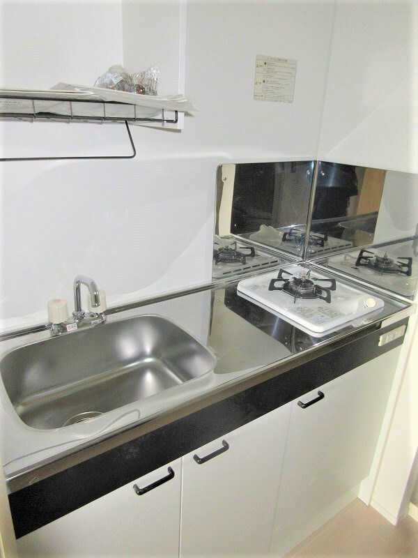 物件内観写真3　(1口コンロつき)