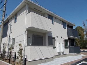 シックス　シュライン　エデンＢ外観写真
