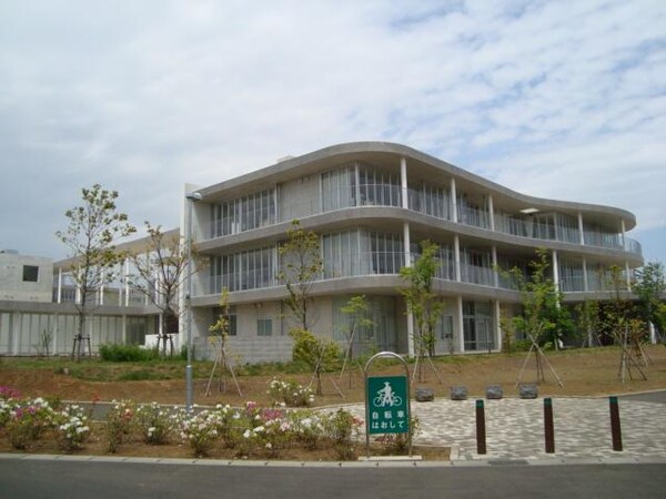 その他(流山市立おおたかの森小学校まで416ｍ)