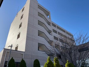 リバパレスおおたかの森外観写真