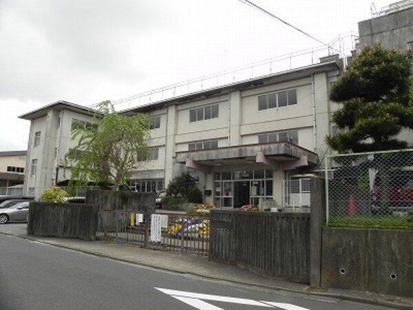 その他(柏市立松葉第二小学校まで50m)