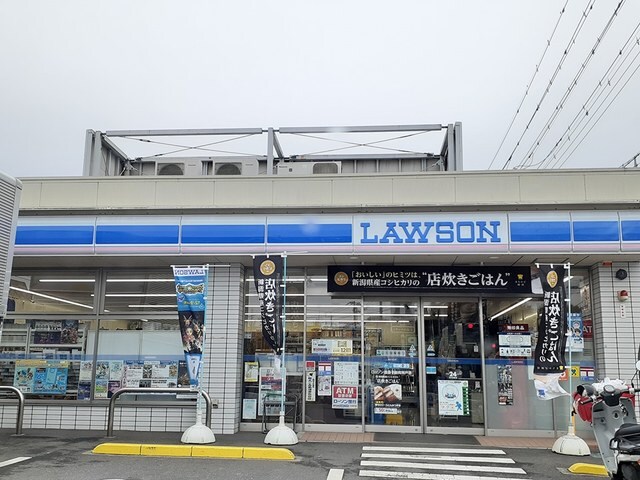 物件内観写真16　(ローソンまで714m)