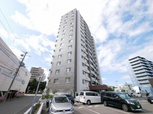 ブランズ南郷外観写真