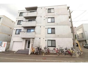 アンクレー南郷外観写真