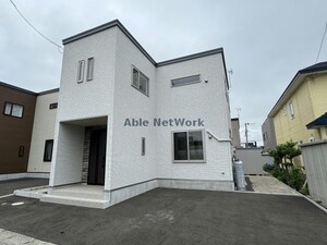 北広島市東共栄4-7-9外観写真