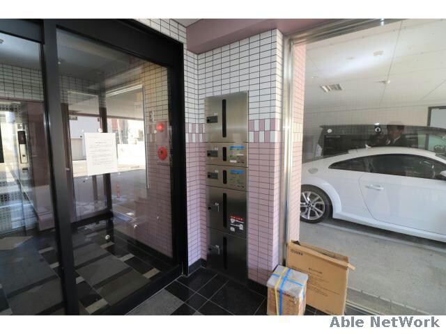 物件外観写真7　(宅配BOX有ります)