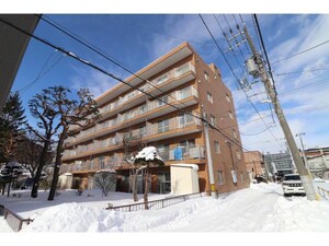 マンションニュー藻岩外観写真