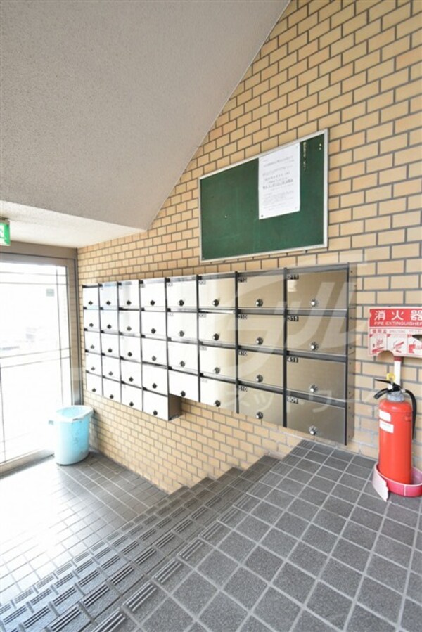 敷地内/建物