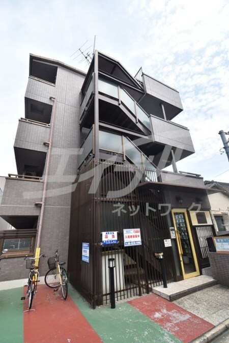 ナポレオン一世マンション外観写真