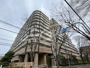 レスタージュ千里万博公園外観写真