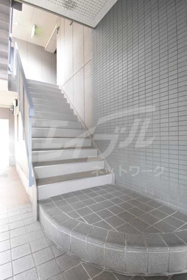 敷地内/建物