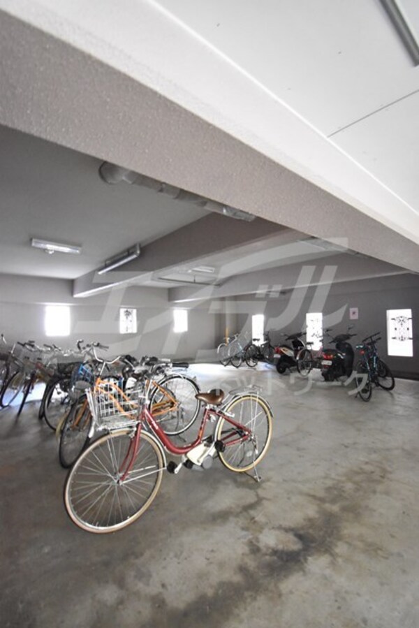 敷地内/建物