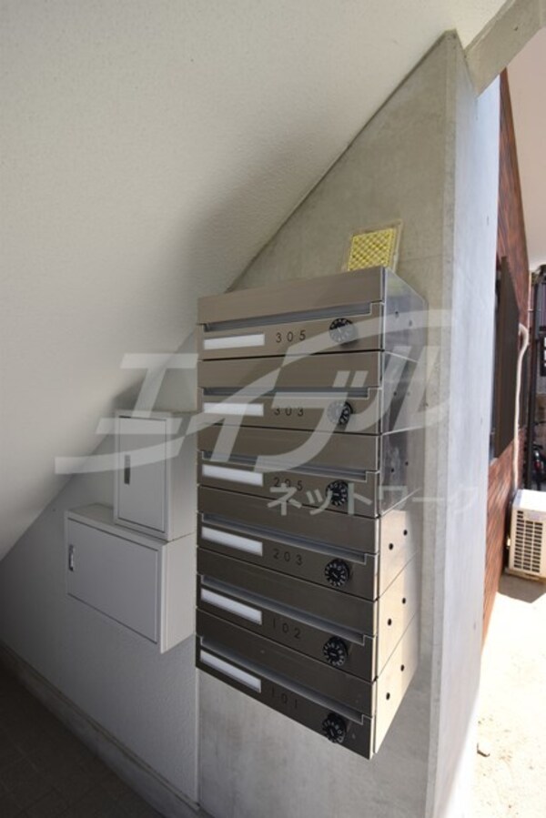 敷地内/建物
