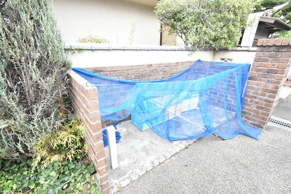 敷地内/建物