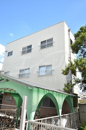 サカエ第6マンション外観写真