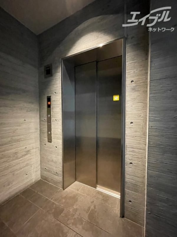 敷地内/建物