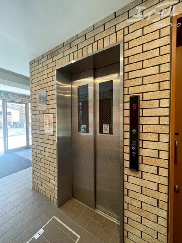敷地内/建物