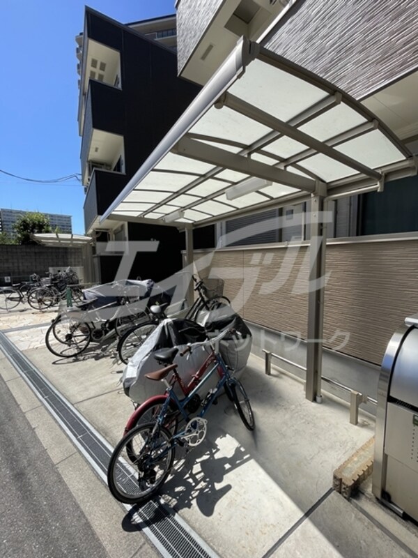 敷地内/建物
