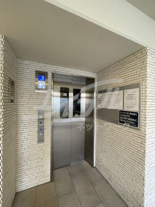 敷地内/建物