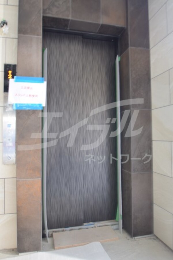 敷地内/建物
