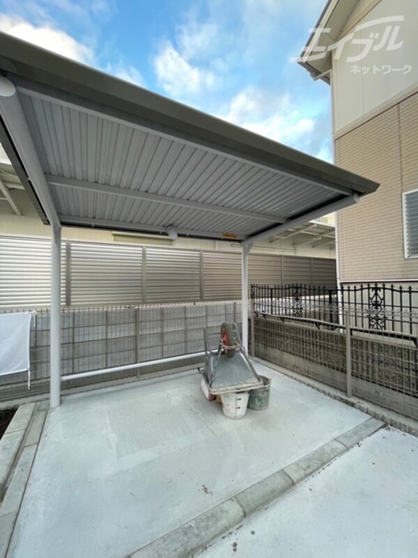 敷地内/建物