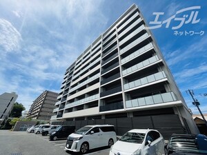 グランドパレス上新庄小松外観写真