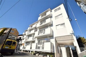 千里ロイヤルハイツ外観写真