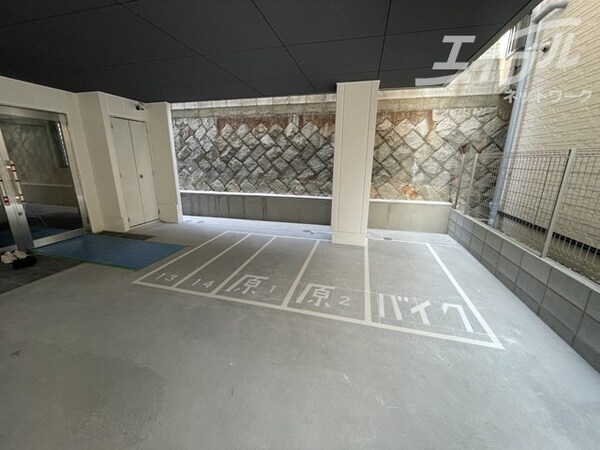 敷地内/建物
