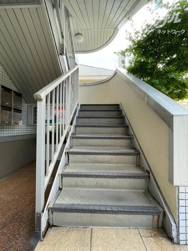 敷地内/建物