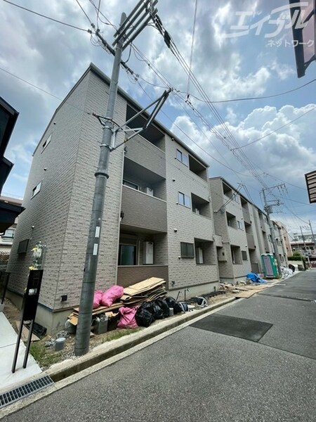 ジラフ吹田内本町外観写真