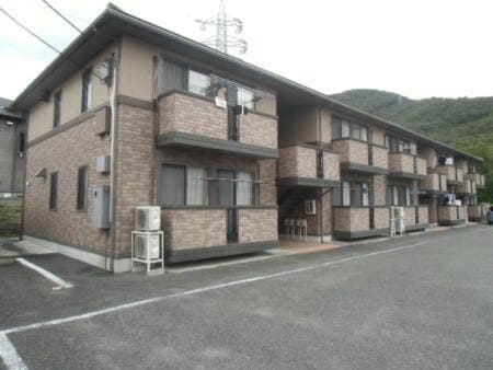 グランシャリオ（古府中町）外観写真