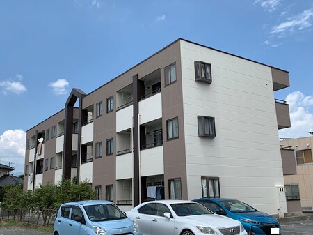 ハイツ佐野外観写真