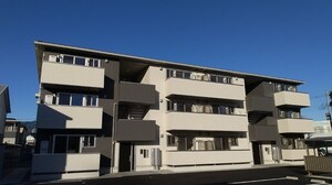 ラッフィナートプラシード外観写真