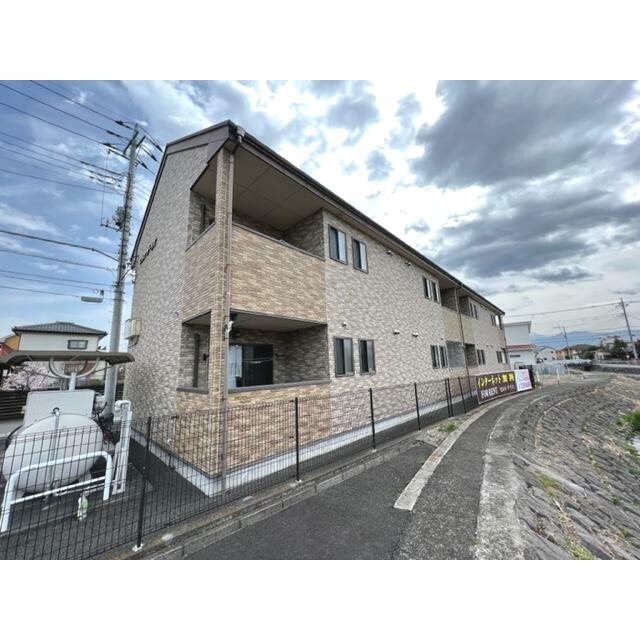セルカ・デ・リオ