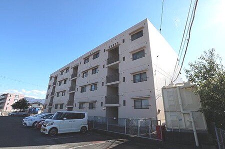 サンハイツ藤巻外観写真