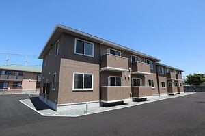 グランシャリオB（上今井）外観写真