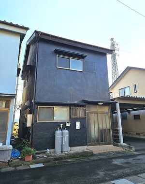 荒川2丁目戸建て外観写真