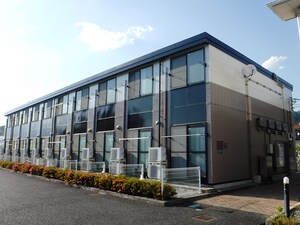 レオパレスリー＆ミー外観写真