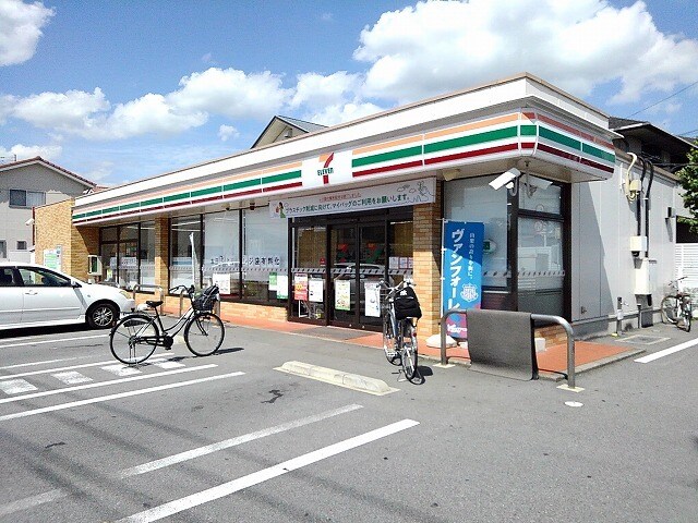 物件内観写真16　(セブンイレブン甲府住吉三丁目店まで1000m)