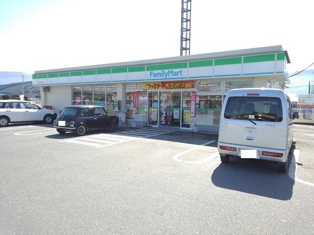 物件内観写真15　(ファミリーマート 田富東花輪店まで500m)
